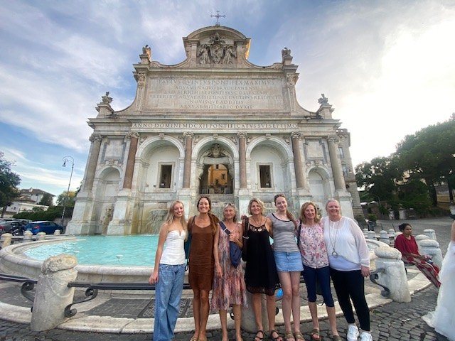 The group at the Fontana dell'Acqua Paola in Rome